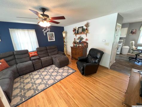 1226 Mechanic Street Osage IA 50461