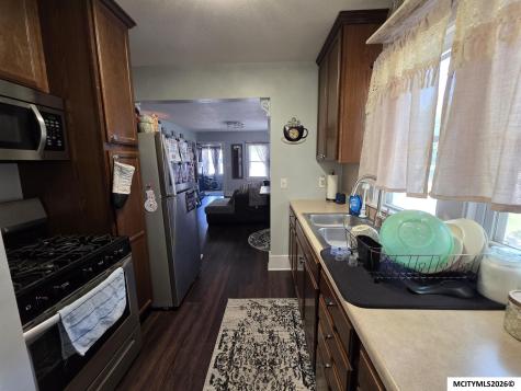 1008 N Georgia Mason City IA 50401
