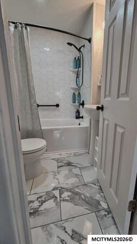 1008 N Georgia Mason City IA 50401
