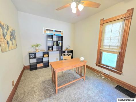 424 8th SE Mason City IA 50401