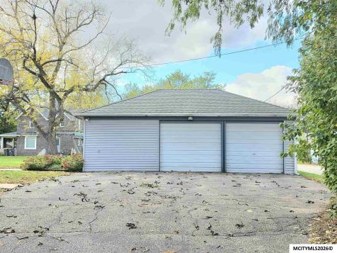 424 8th SE Mason City IA 50401