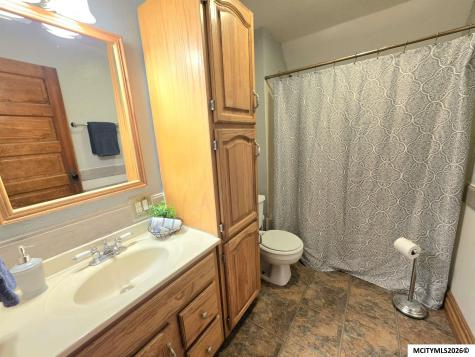 424 8th SE Mason City IA 50401