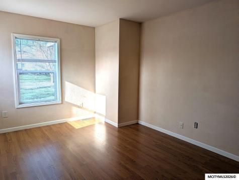 832 9th NE Mason City IA 50401