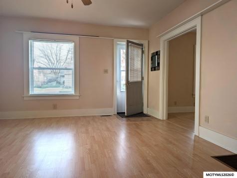 832 9th NE Mason City IA 50401
