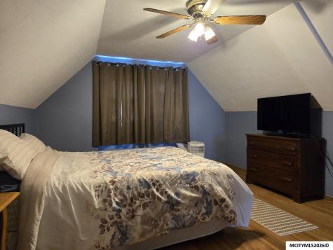 1006 N Taylor Mason City IA 50401