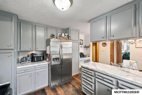 109 Lakeview Drive Mason City IA 50401