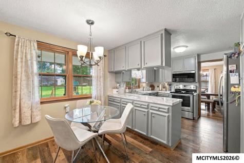 109 Lakeview Drive Mason City IA 50401