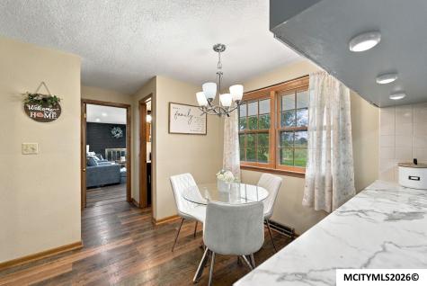 109 Lakeview Drive Mason City IA 50401