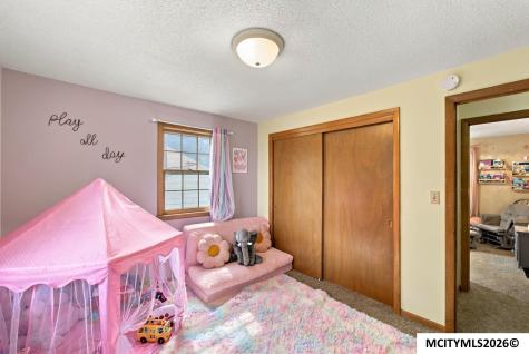 109 Lakeview Drive Mason City IA 50401