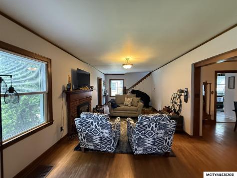 115 S Kentucky Mason City IA 50401