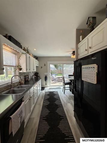 115 S Kentucky Mason City IA 50401