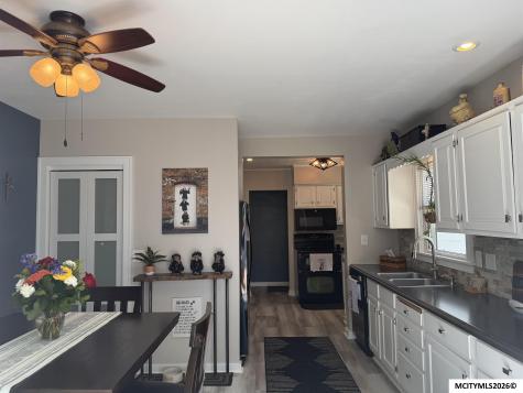115 S Kentucky Mason City IA 50401