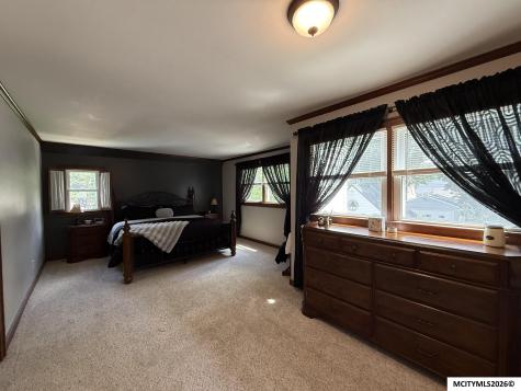 115 S Kentucky Mason City IA 50401