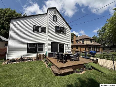 115 S Kentucky Mason City IA 50401