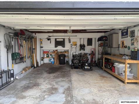 115 S Kentucky Mason City IA 50401