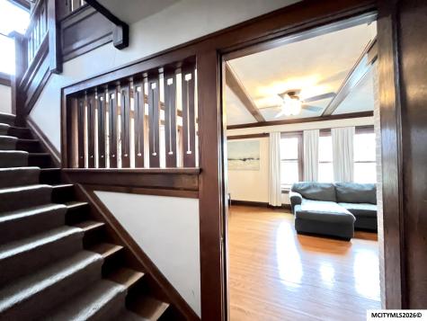233 7th NW Mason City IA 50401