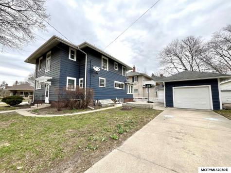 233 7th NW Mason City IA 50401