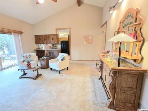 925 Briarstone Drive Mason City IA 50401