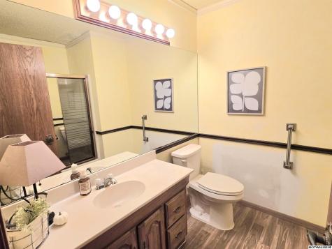 925 Briarstone Drive Mason City IA 50401