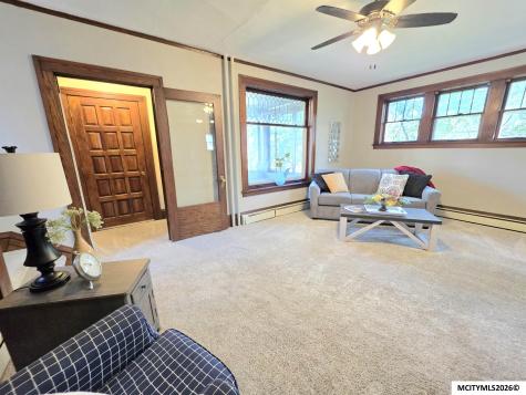 213 10th Street NW Mason City IA 50401
