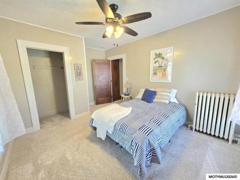 213 10th Street NW Mason City IA 50401