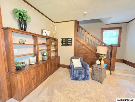 213 10th Street NW Mason City IA 50401