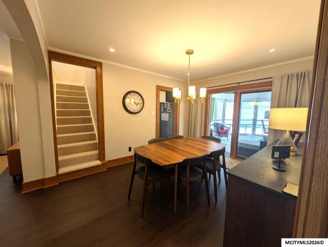 1017 1st NW Mason City IA 50401
