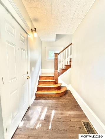 325 NW 1st Street Mason City IA 50401