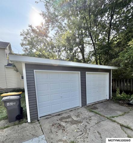 325 NW 1st Street Mason City IA 50401