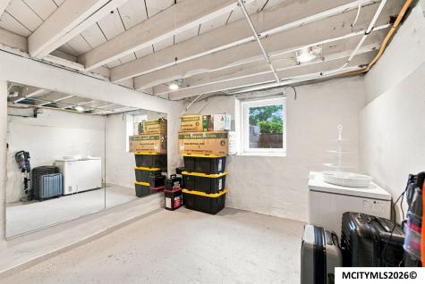 106 Rock Grove Drive Nora Springs IA 50458