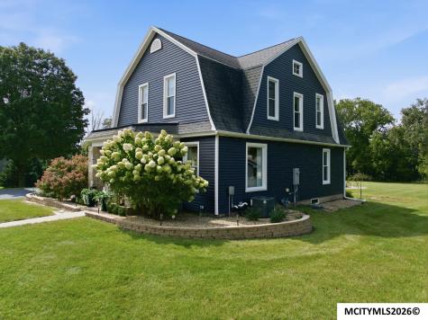 106 Rock Grove Drive Nora Springs IA 50458