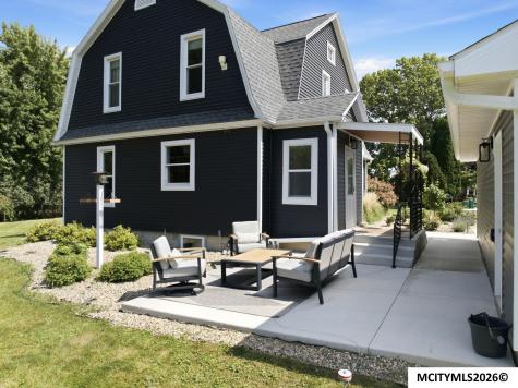 106 Rock Grove Drive Nora Springs IA 50458