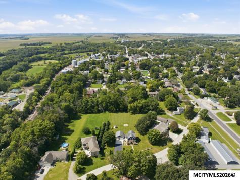 106 Rock Grove Drive Nora Springs IA 50458