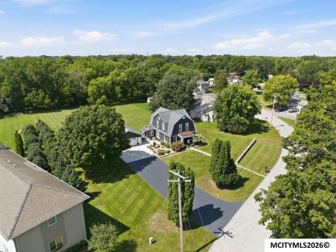 106 Rock Grove Drive Nora Springs IA 50458