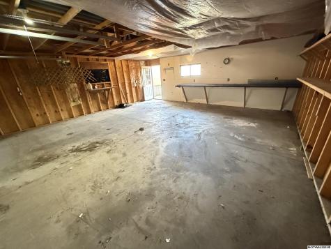 300 15th Avenue Charles City IA 50616