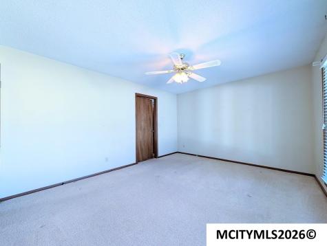 2 Quarry Road Mason City IA 50401