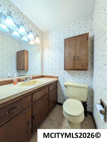 2 Quarry Road Mason City IA 50401