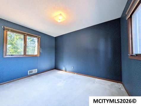 2 Quarry Road Mason City IA 50401