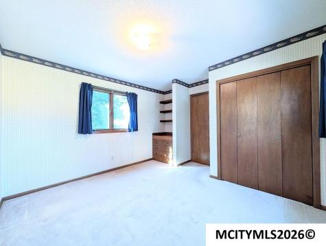 2 Quarry Road Mason City IA 50401