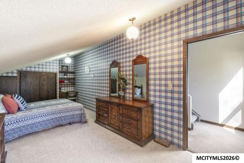 1814 Springview Drive Mason City IA 50401
