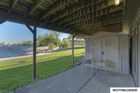 1814 Springview Drive Mason City IA 50401