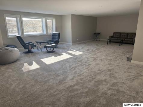 145 Boulder Mason City IA 50401