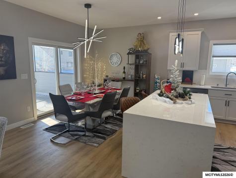 145 Boulder Mason City IA 50401