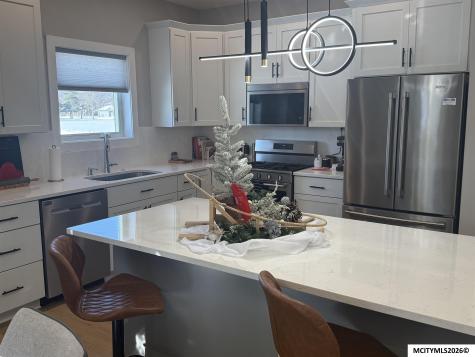 145 Boulder Mason City IA 50401