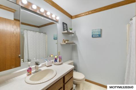 2037 12th NE Mason City IA 50401