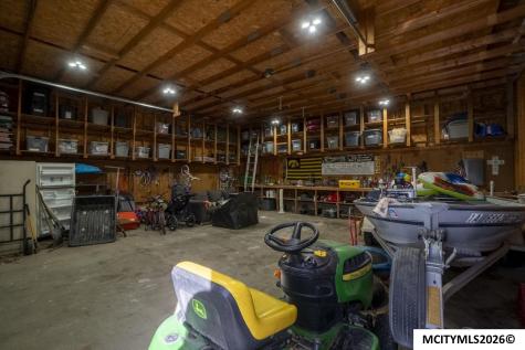 2037 12th NE Mason City IA 50401