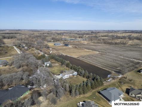 2037 12th NE Mason City IA 50401