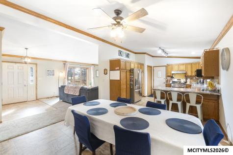 2037 12th NE Mason City IA 50401