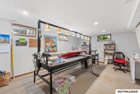 212 S Vermont Mason City IA 50401