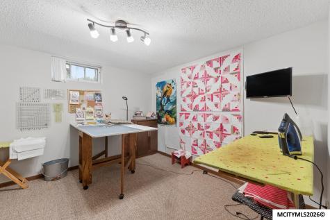 212 S Vermont Mason City IA 50401